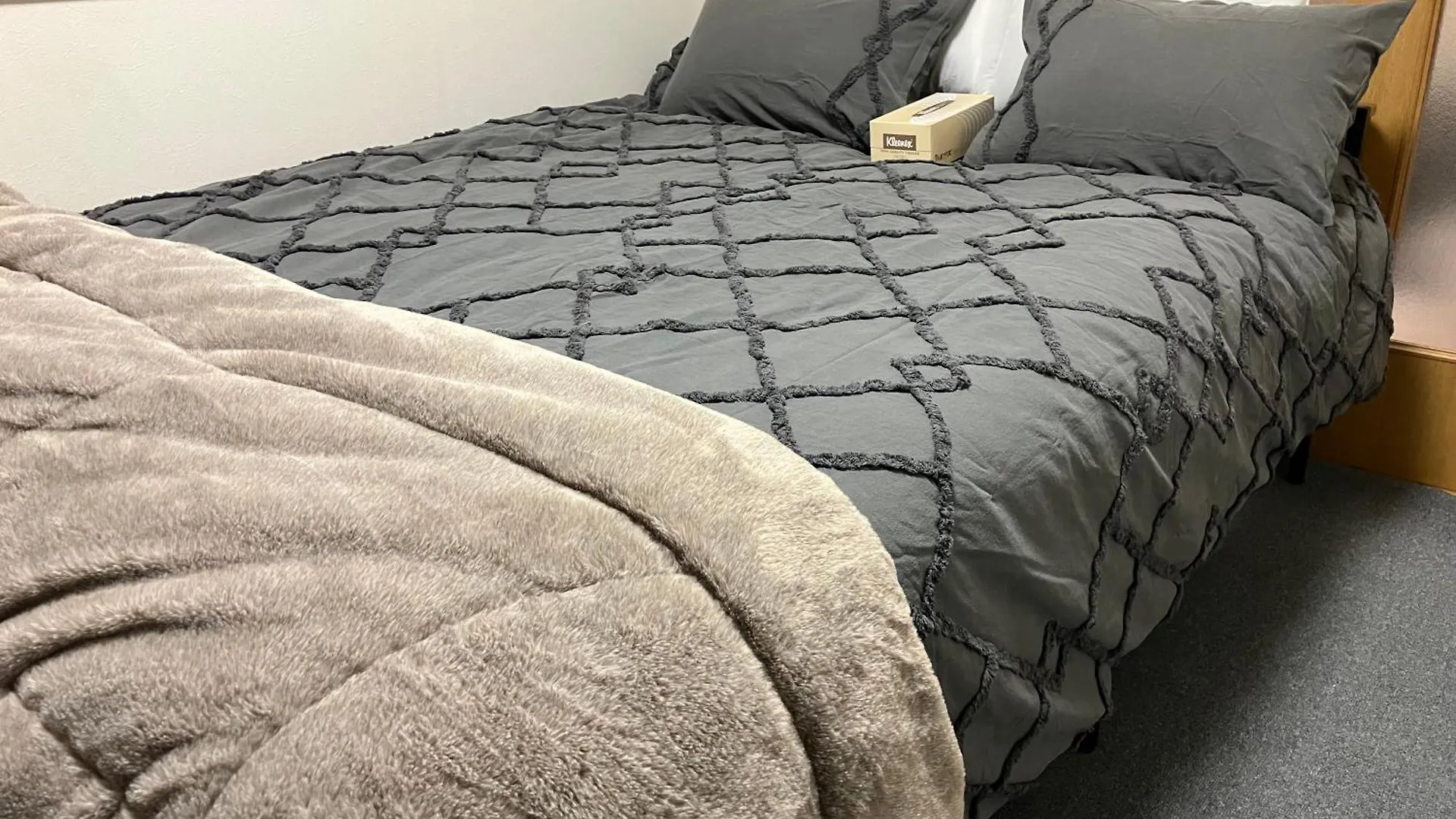 Entire Hotel Beside Asakusa, Ueno, Akihabara And Tokyo Skytree Tower Between 3 Train Stations And Contains 3 Bedrooms, 2 Bathrooms And 2 Toilets For 14 Guests